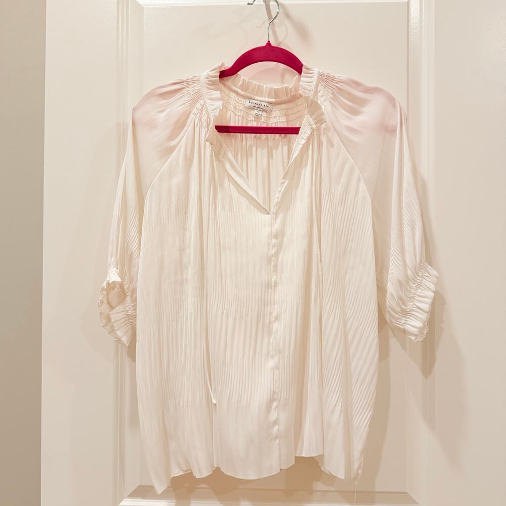Current Air • White Pleated Flowy Blouse w/ Ruffle Collar + Tie Neckline
